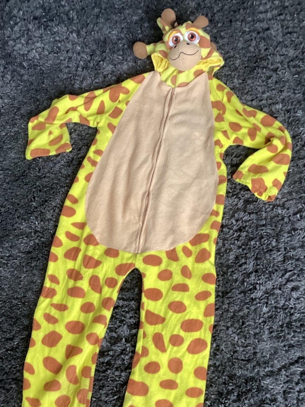 Giraffe costume